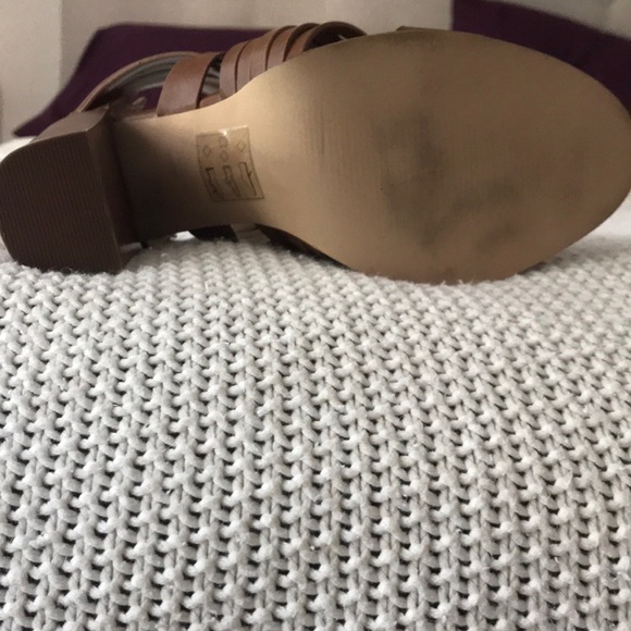 Aldo Gilang Brown cross-strap heel - Picture 5 of 6